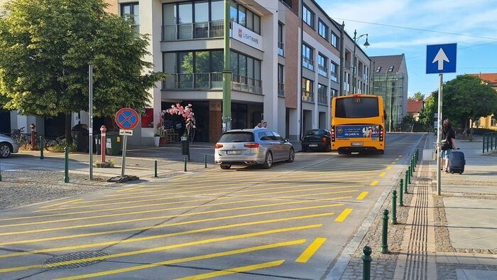 Visszatért a megszokott rend: újra teljes gőzzel működik az Indóház tér