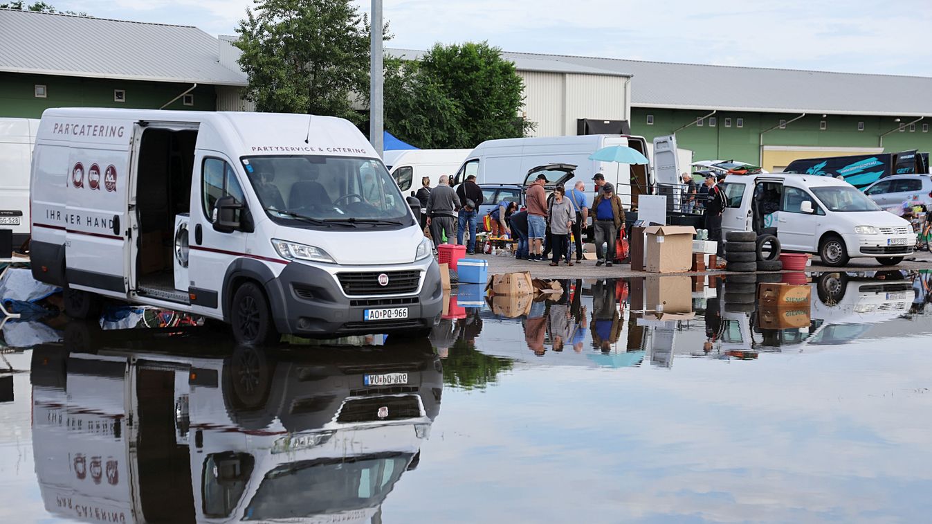 Tóvá változott a placc, elképesztő látvány fogadta a vásározókat