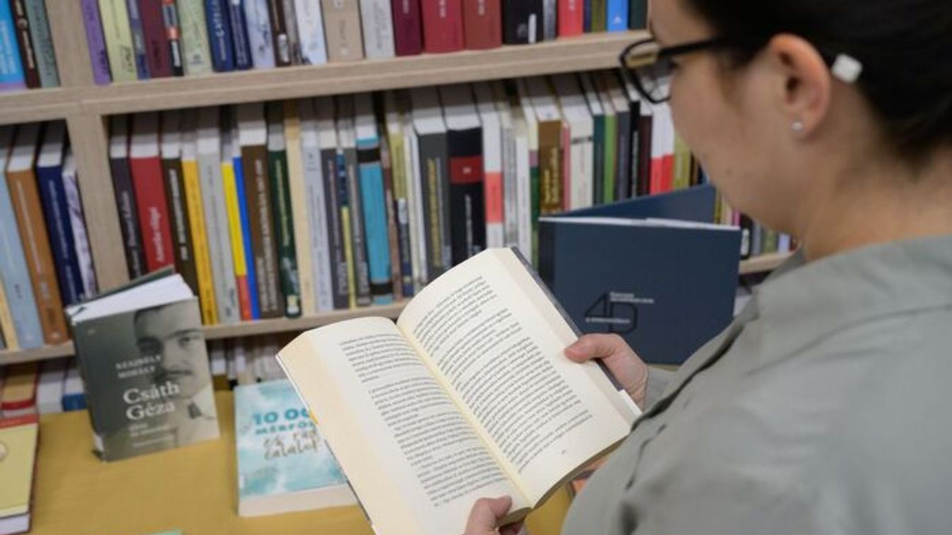 Több mint száz programmal indul a könyvek ünnepe Szegeden
