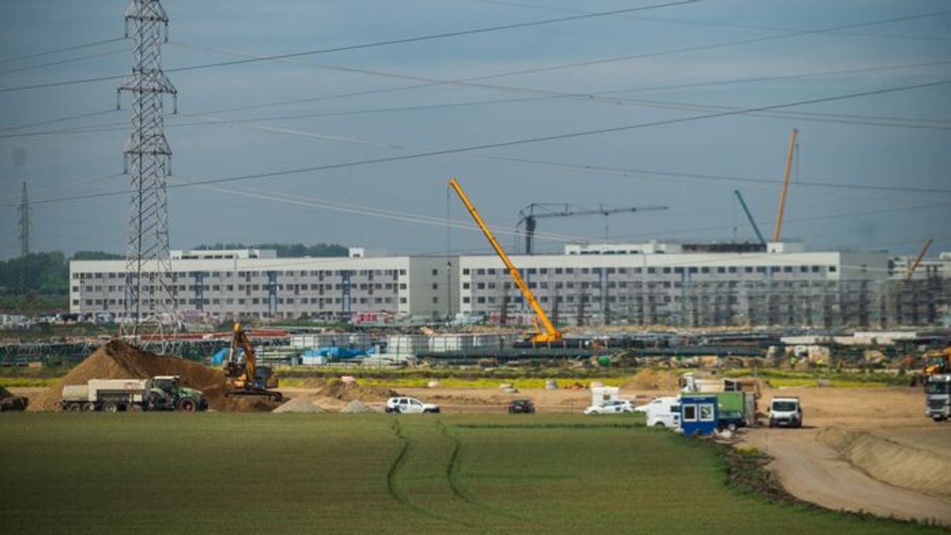 Egy évvel később indulhat a BYD szegedi gyára